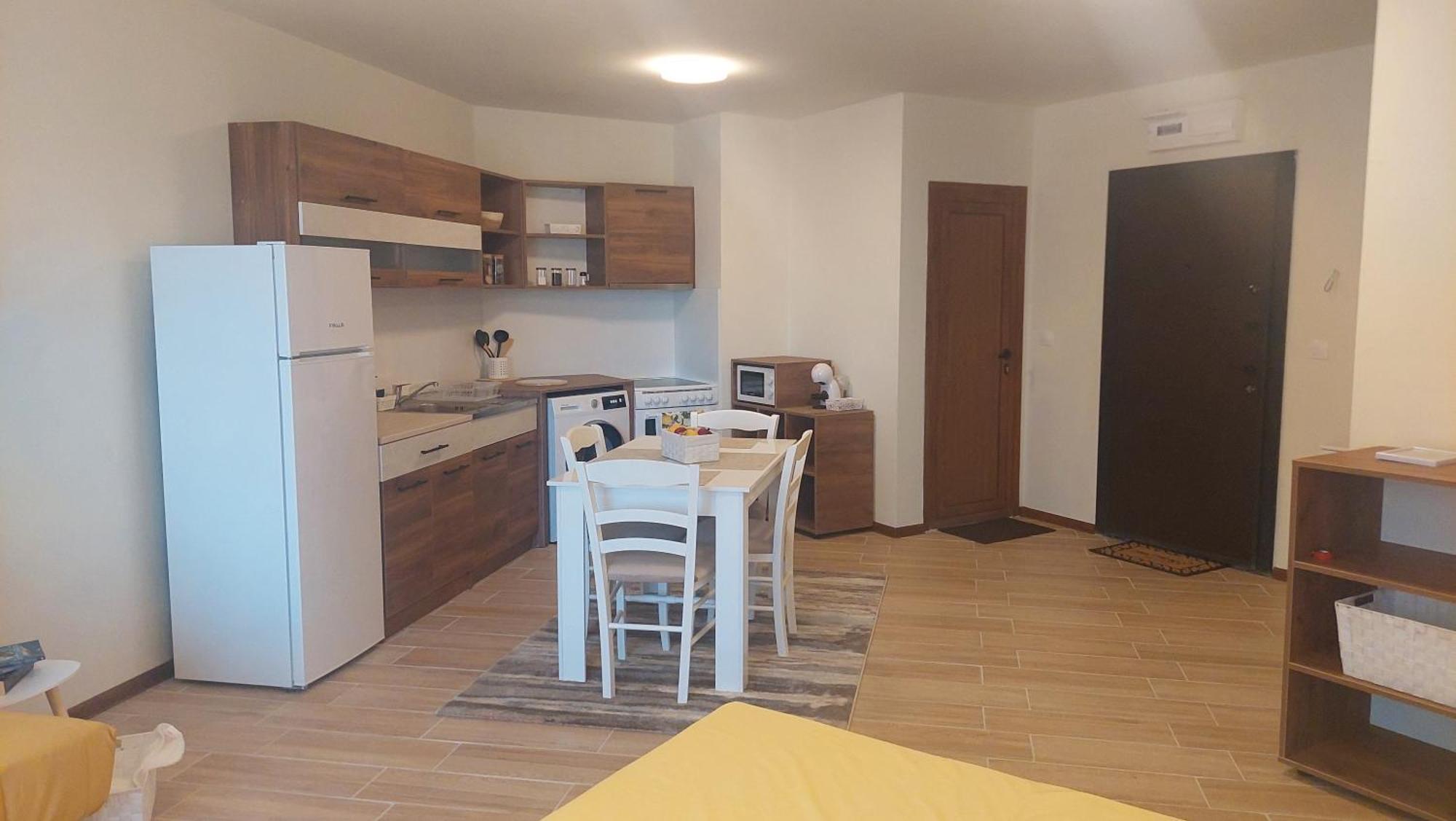Krimski Apartment - Free Private Parking Варна Екстер'єр фото
