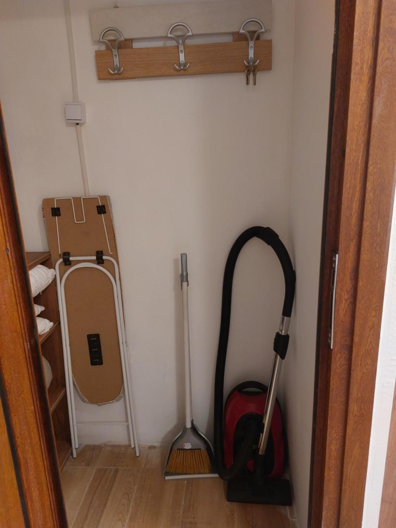 Krimski Apartment - Free Private Parking Варна Екстер'єр фото