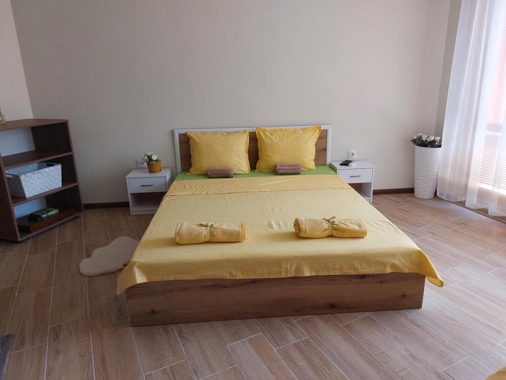 Krimski Apartment - Free Private Parking Варна Екстер'єр фото